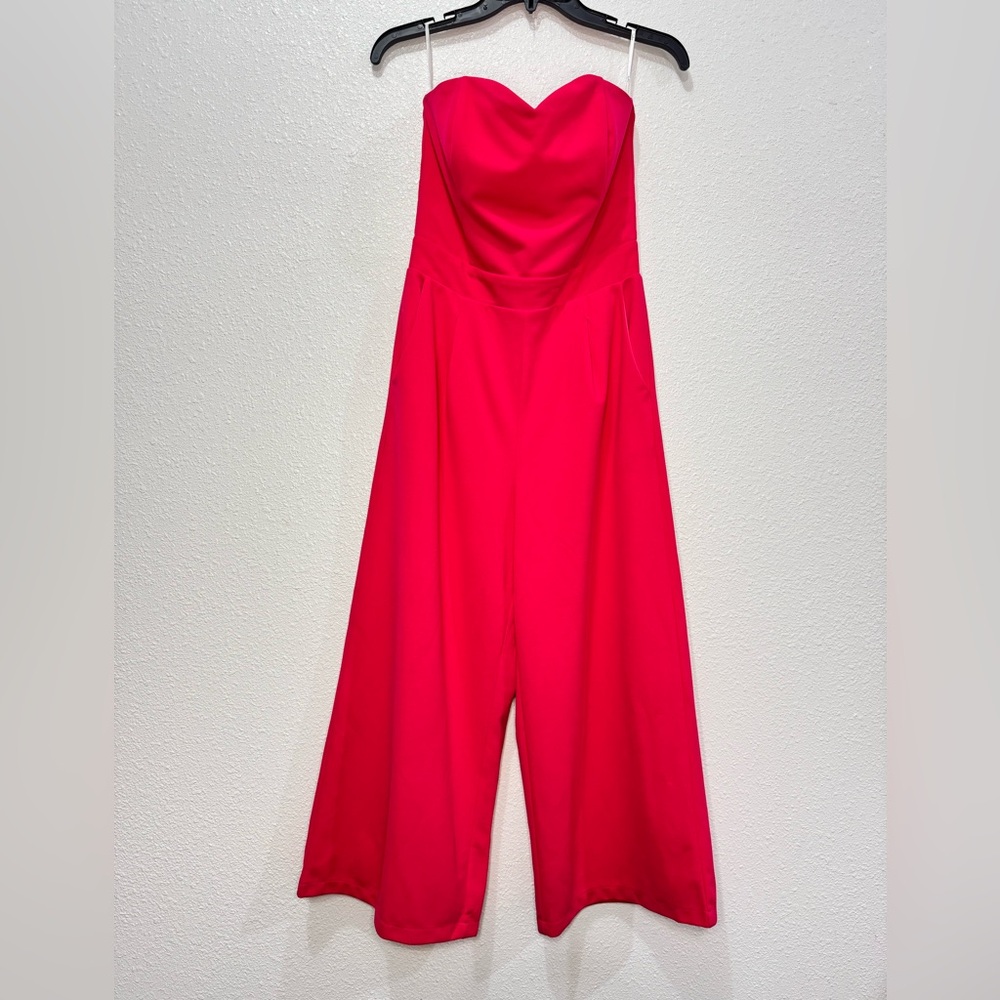 Lulu's Sexy Salmon Pink Red Strapless Jumpsuit Medium Wide Leg Cropped Womens